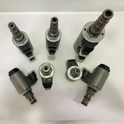 KSV08-33L-0-N استاندارد کارتریج رشته ای 3 راه ولتاژ 24 ولت 12 ولت