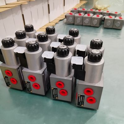 6 راه 2 موقعیت دریچه سولناید هیدرولیک با شش دریچه روغن و DT04-2P اتصال دریچه های مختلف